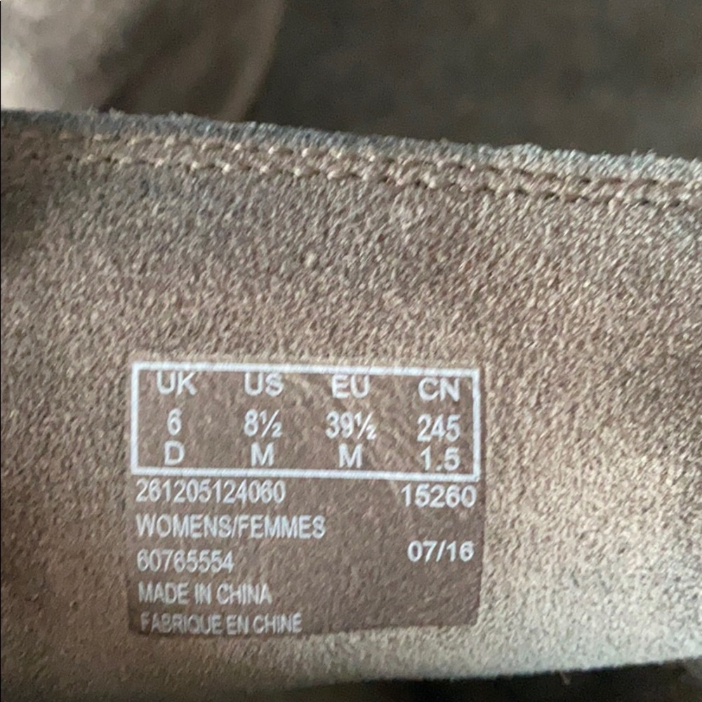 Clarks Boots - image 7